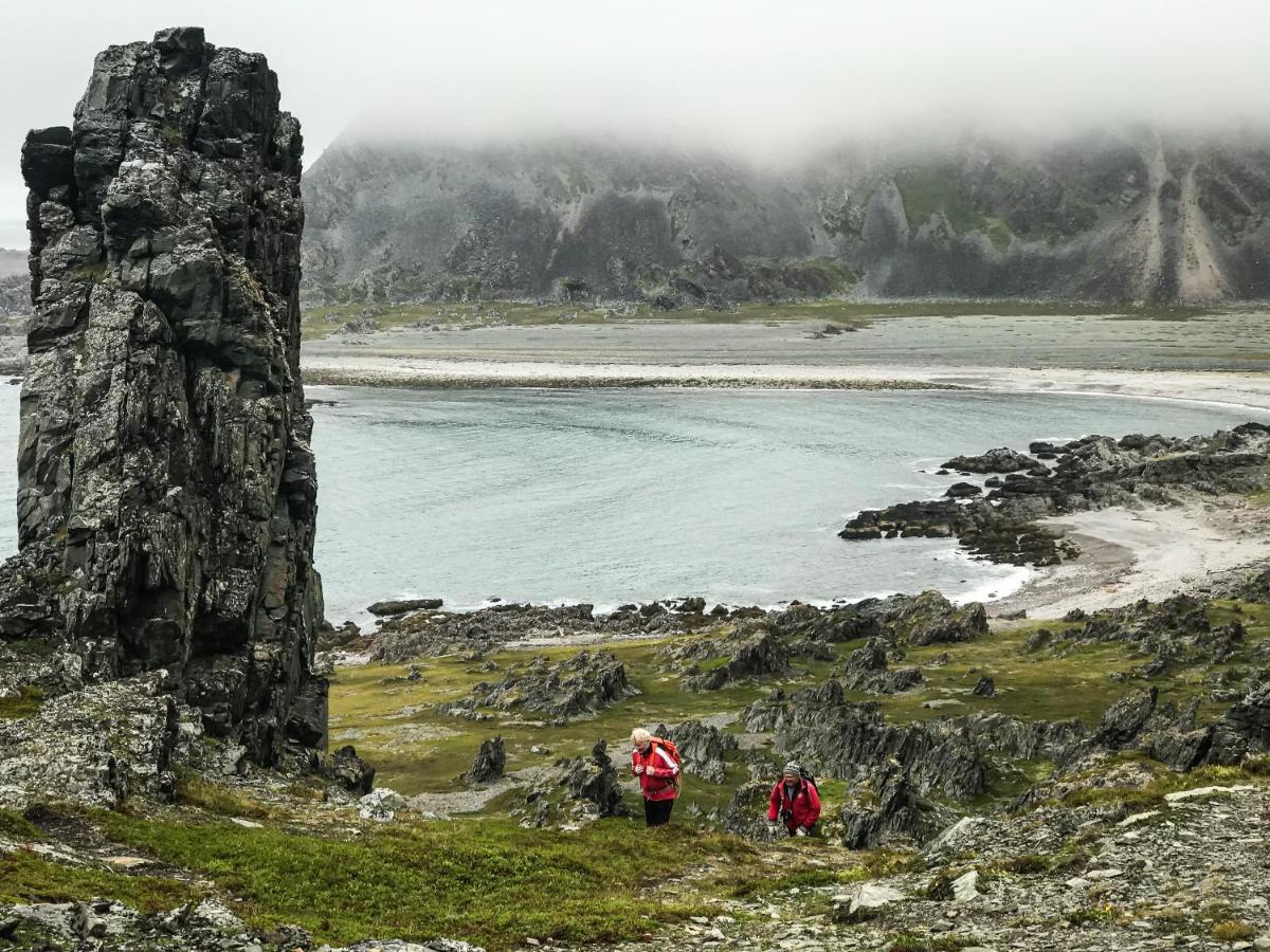 Cape East Homestay Ytre Kiberg Buitenkant foto